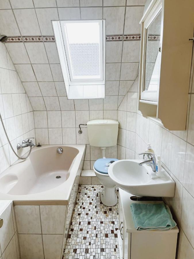 Messezimmer Laatzen 30880 Hannover Exteriör bild
